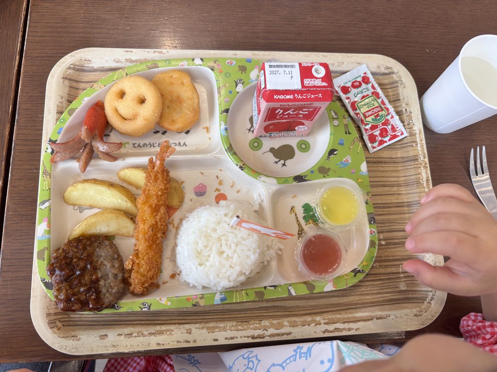 FooZooのキッズプレート